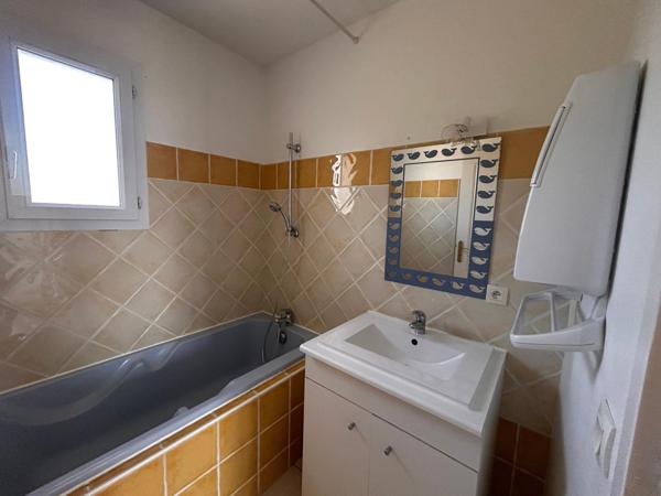 Appartement T2 avec terrasse à Montélimar au calme absolu