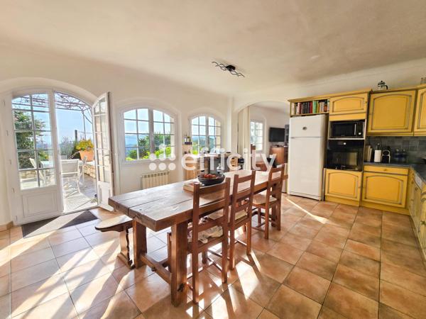 Maison 6 pièces - 235 m² Bien prestige