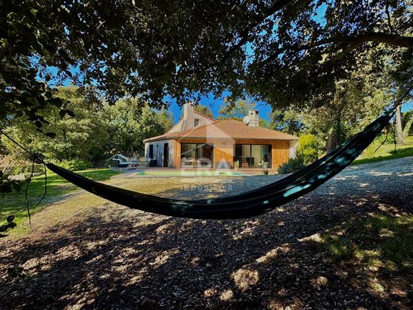 "La Meslière" Charmante maison de 125 m² avec 5 pièces à Meschers-sur-Gironde