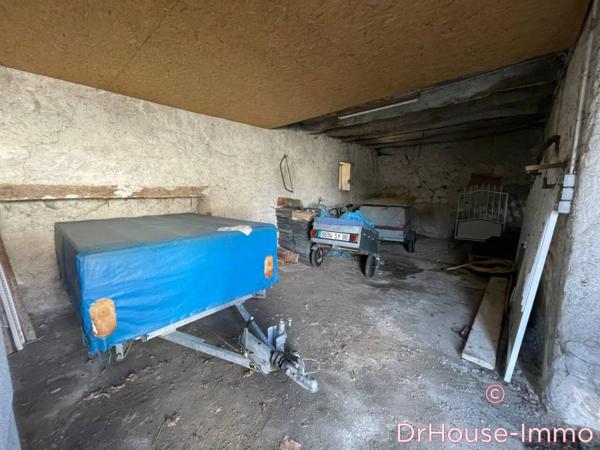 Terrain à vendre 1 pièce de 525 m²