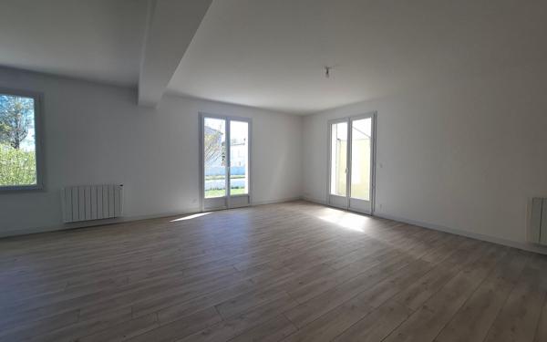 Maison à vendre    3 pièces •  Saujon