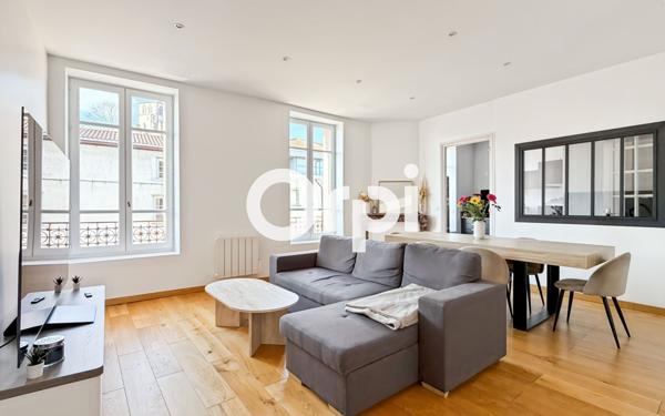 Appartement à vendre    3 pièces •  Saint-Symphorien-sur-Coise