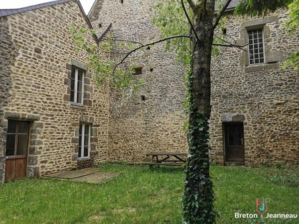 Ancien prieuré avec maison annexe secteur Bais