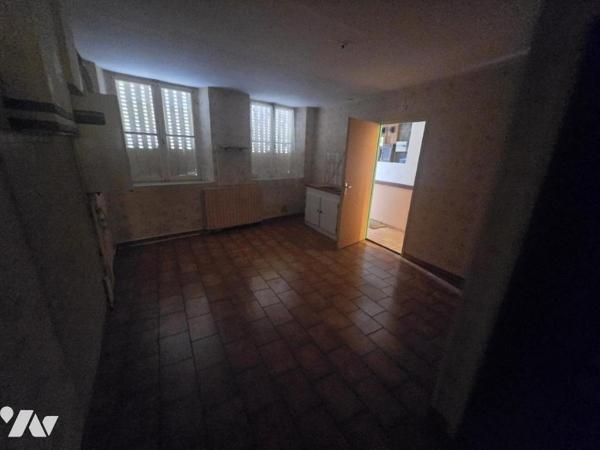 Maison T5 triplex avec Terrasse