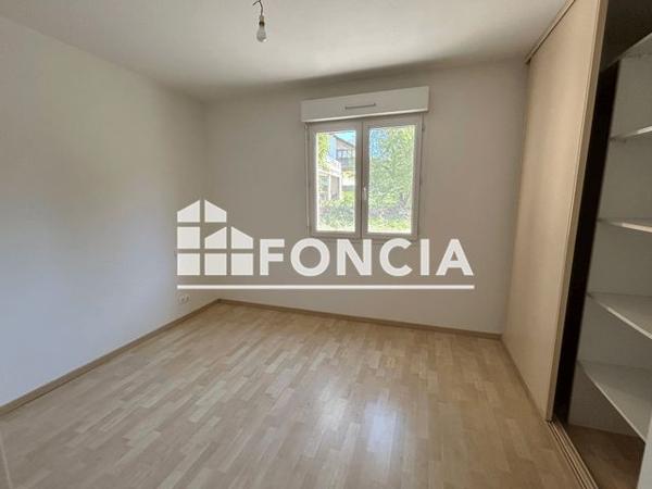 Location Appartement 2 pièces 41.2 m² - 2 ROUTE DU COUSTALOU Luc 12450