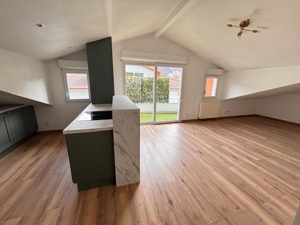 T2 + CAVE SECTEUR NOIRET