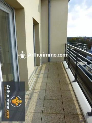 Location                                                      Appartement
                        
                     2 pièces                      45 m2                     à Savigny-le-Temple