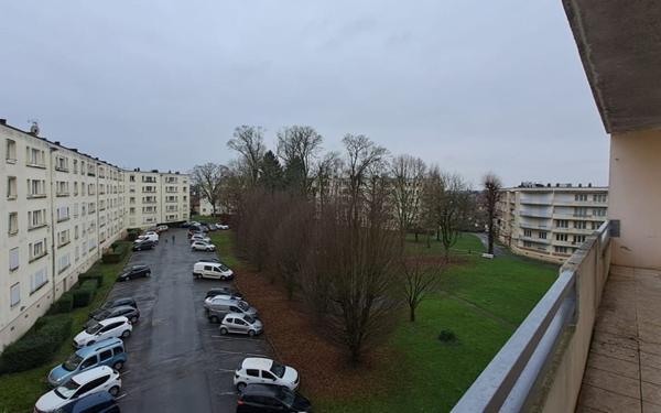 Appartement à louer    4 pièces • 66,28 m2 Saint-Quentin