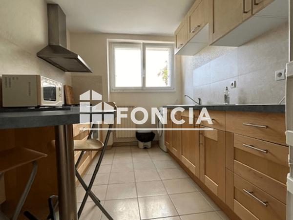 Location Appartement meublé 3 pièces 66.24 m² - RUE ERNEST RENAN Douarnenez 29100
