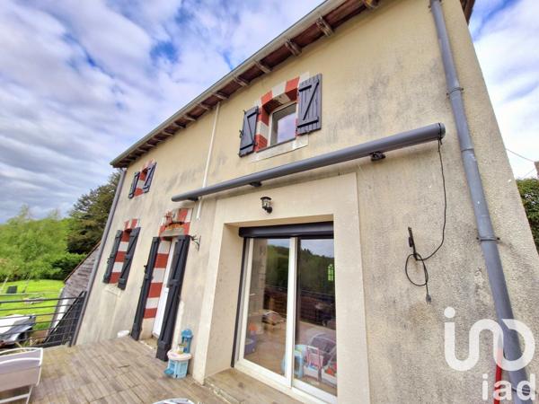 Maison 5 pièces de 130 m² à Étagnac (16150)