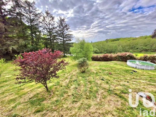 Maison 5 pièces de 130 m² à Étagnac (16150)