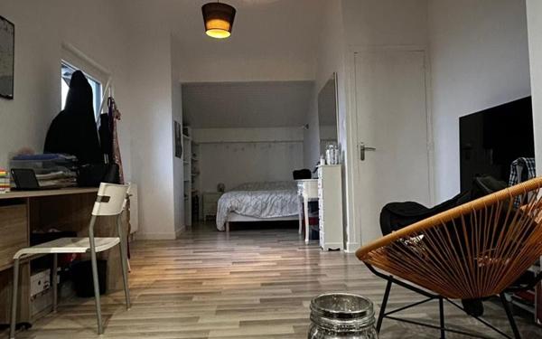 Maison à vendre    5 pièces •  Le Poizat