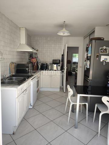 Maison 6 chambres Blanquefort proche transports