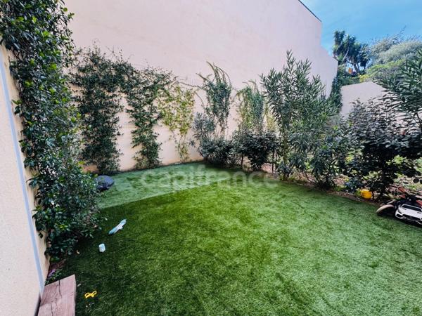 Appartement avec jardin privatif à vendre 3 pièces COGOLIN (83)