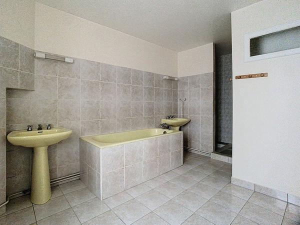 Achat maison Andelot-Blancheville - 5 pièce(s) - 187 m² - 98 000 €