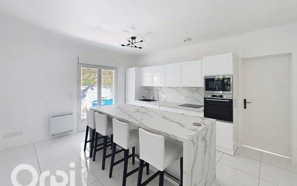 Maison à vendre    5 pièces • 110,94 m2 Fréjus