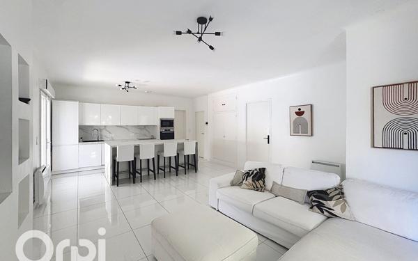 Maison à vendre    5 pièces • 110,94 m2 Fréjus