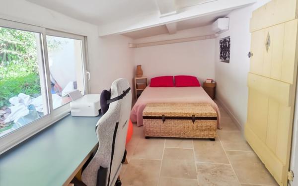 Maison à vendre    4 pièces •  La Cadière-d'Azur