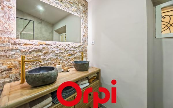 Maison à vendre    4 pièces •  La Cadière-d'Azur