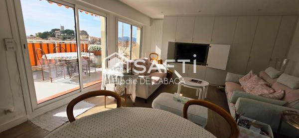 CENTRE CANNES 3 PIECES 95 M2 DERNIER ETAGE VUE MER