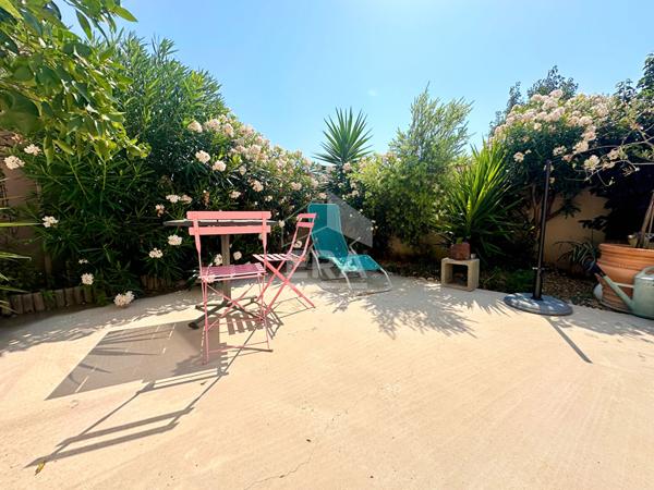 À vendre à Ortaffa : Maison de plain-pied , Jardin et garage