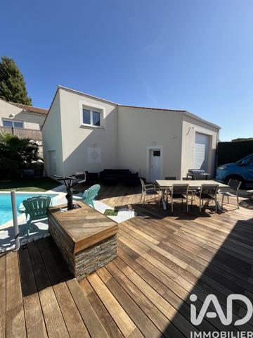 Maison à vendre 6 pièces 125 m² Tonnay-Charente