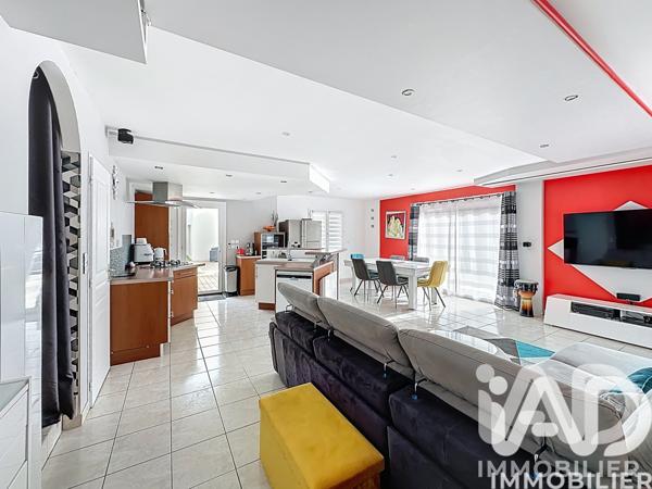 Maison à vendre 6 pièces 125 m² Tonnay-Charente