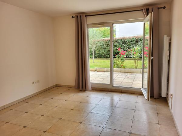 Appartement 3 pièces avec terrasse et jardin, au calme absolu !