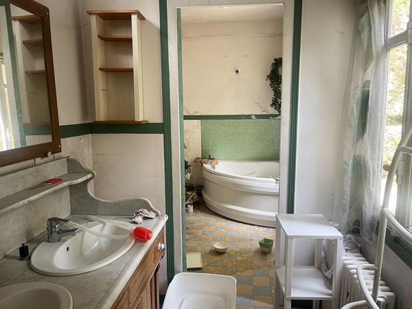 A vendre à Morlaix- Immeuble 7 pièce(s) - 222 m2 Morlaix
