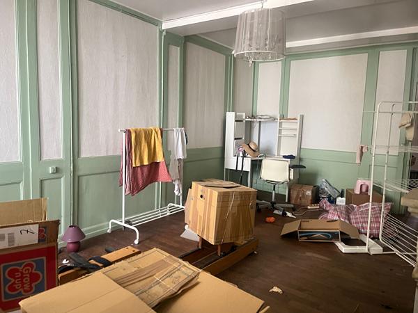 A vendre à Morlaix- Immeuble 7 pièce(s) - 222 m2 Morlaix