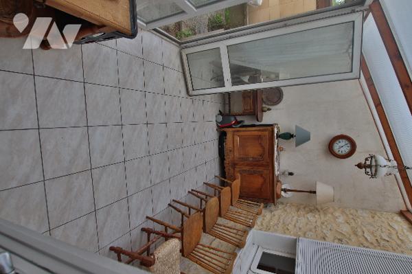 Maison avec 1 étage - 47 m² environ – 3 pièces dont 1 chambre – Véranda - Jardin - Parcelle 204 m²