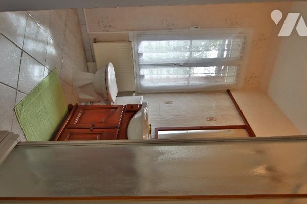 Maison avec 1 étage - 47 m² environ – 3 pièces dont 1 chambre – Véranda - Jardin - Parcelle 204 m²