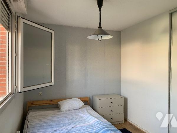 T2 bis Minimes avec terrasse et parking