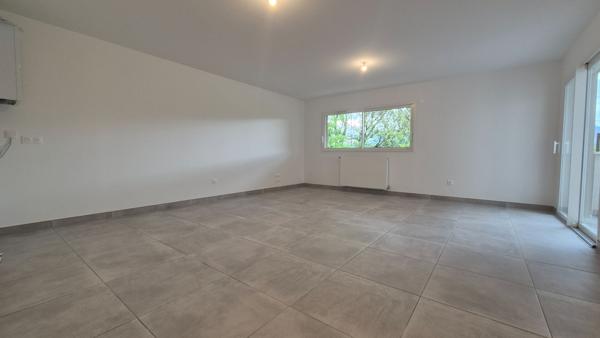 T3 de 2025 sur Claix Belle Terrasse de 16.50 M²