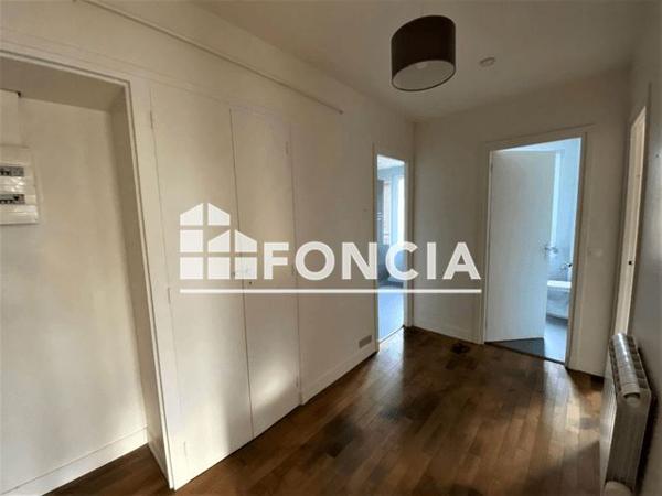 Location Appartement 3 pièces 52.4 m² - 16-18 RUE DU 6 JUIN Flers 61100