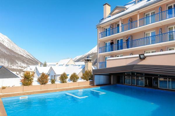 INVESTISSEMENT LOCATIF – Cauterets – Résidence Appart'Hôtel Garden & City – 7,95 % de rentabilité