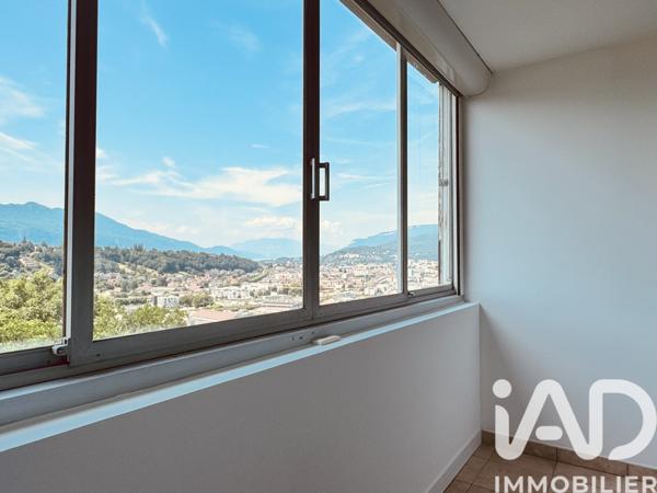 Appartement à vendre 4 pièces 75 m² Aix-les-Bains