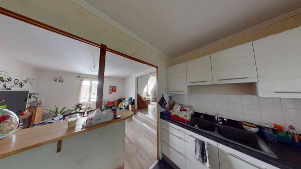 T2 DUPLEX 61 M2 PROCHE COMMERCES