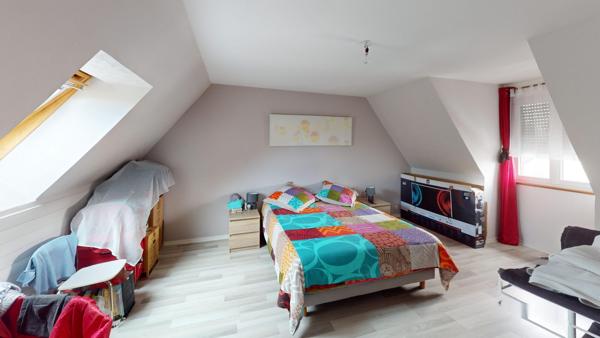 T2 DUPLEX 61 M2 PROCHE COMMERCES