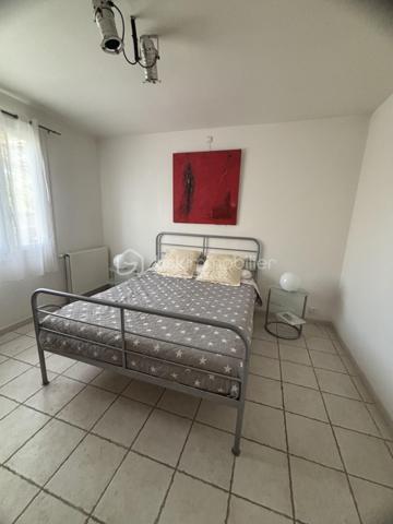 Maison de village de 220 m²
