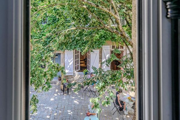Maison de ville historique avec terrasses sur les remparts Guérande intra-muros