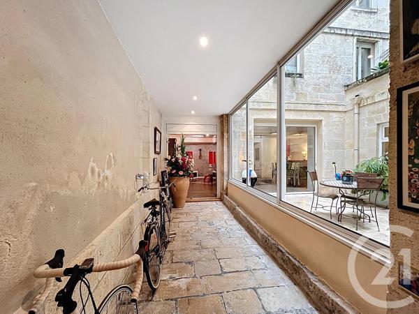 Appartement T4 à vendre  4 pièces - 147 m 2   BORDEAUX  - 33