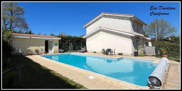 Maison à vendre 6 pièces PESSAC (33), piscine, terrain 865 m²