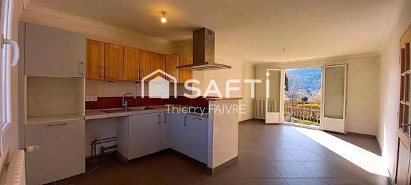 Maison avec terrain, quartier calme à Champagnole