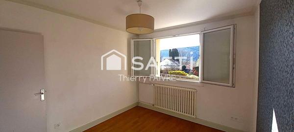 Maison avec terrain, quartier calme à Champagnole