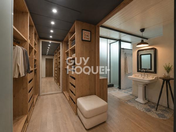 Maison AVEC DE BEAUX VOLUMES ET GROS POTENTIEL