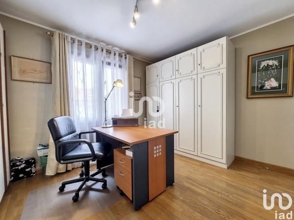 Maison 6 pièces de 180 m² à Le Blanc-Mesnil (93150)