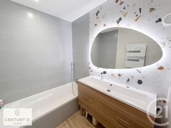 Appartement F4 à vendre  4 pièces - 95,52 m2 MANDELIEU LA NAPOULE - 06