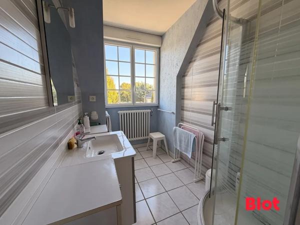 Maison 6 pièce(s)