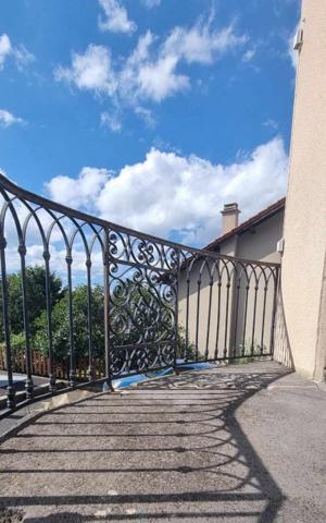 MAISON DE VILLAGE AVEC VUE PANORAMIQUE, SOULASSE